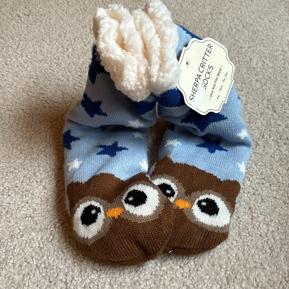 NWT SHERPA CRITTER SOCKS